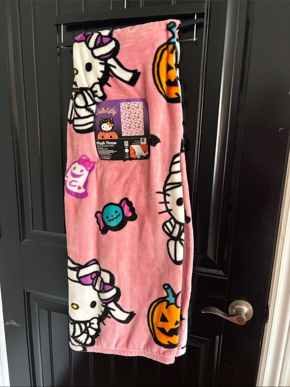 Hello Kitty Pink Halloween Plush Throw Blanket with Pumpkin and Ghost Prints